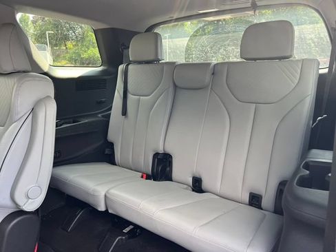 Used 2025 Hyundai Palisade SEL AWD/4WD image 5