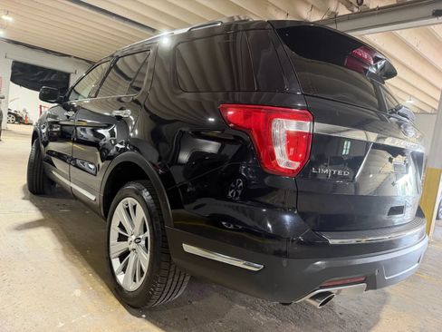 Used 2018 Ford Explorer Limited AWD/4WD image 3