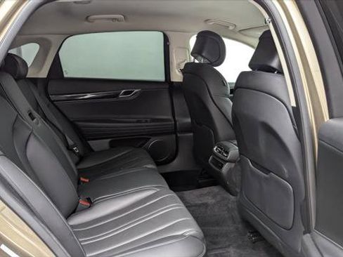 Used 2023 Genesis G80 2.5T image 21