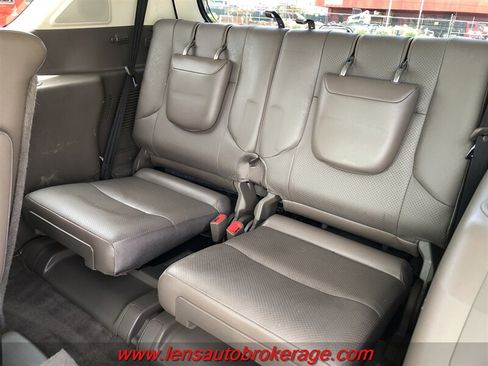 Used 2017 Lexus GX 460 Luxury w/ Preferred Accessory Package AWD/4WD image 21