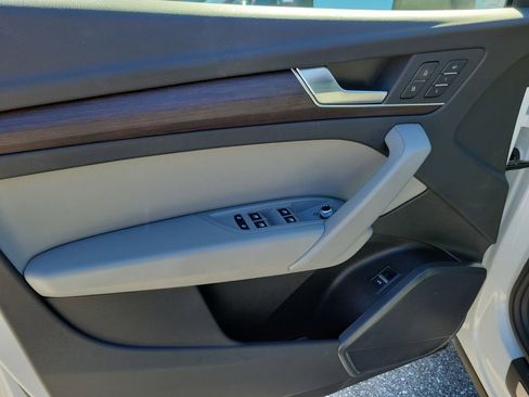 Certified 2023 Audi Q5 2.0T Premium w/ Convenience Package image 19