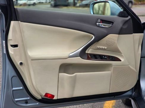 Used 2010 Lexus IS 250 AWD image 25