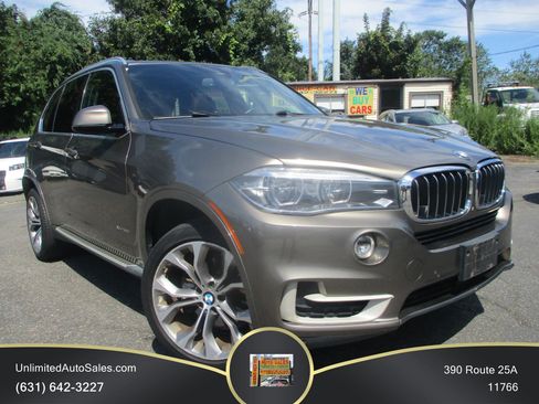 Used 2017 BMW X5 xDrive35i AWD/4WD image 1