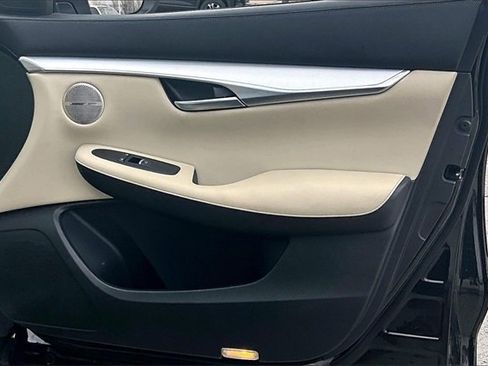 Used 2022 INFINITI QX50 Sensory image 28