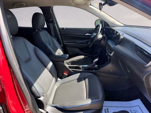 Used 2025 Buick Encore GX Sport Touring w/ Advanced Technology Package image 15