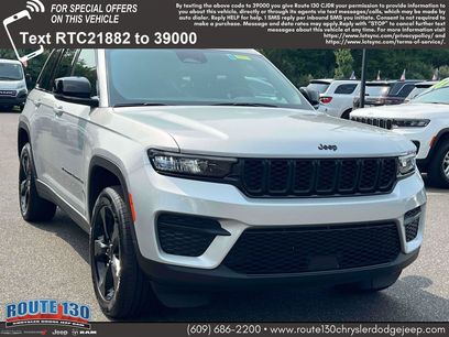 Used 2023 Jeep Grand Cherokee Altitude