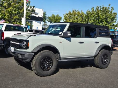 Used 2022 Ford Bronco Wildtrak AWD/4WD image 7