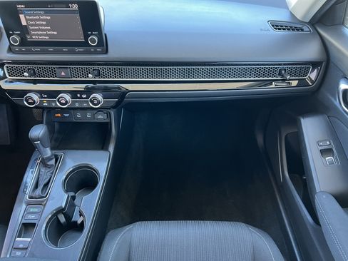 Used 2025 Honda Civic LX image 32