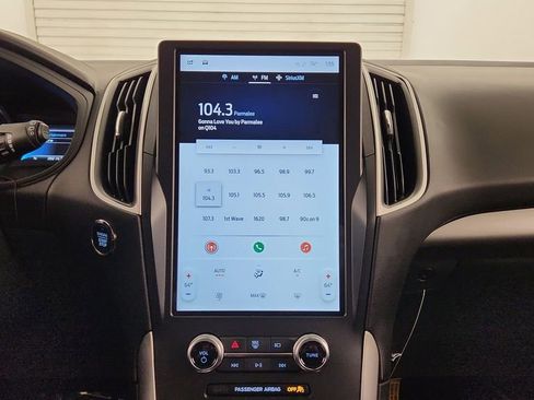New 2024 Ford Edge SE w/ Black Appearance Package image 14