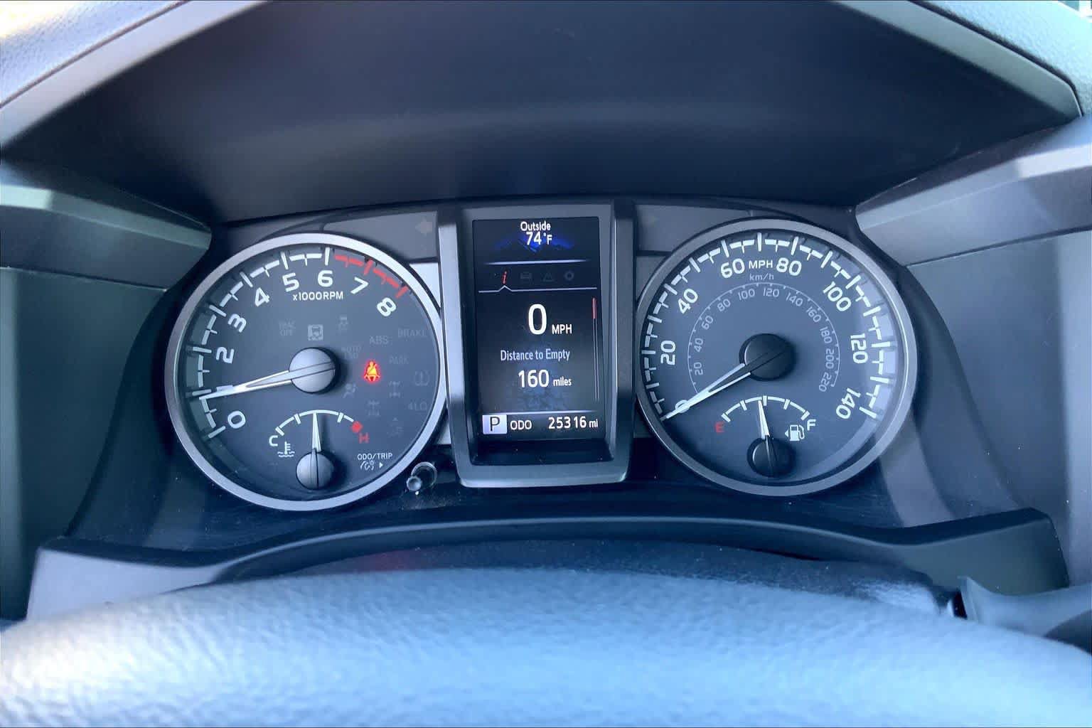 Used 2023 Toyota Tacoma TRD Off-Road w/ Technology Package AWD/4WD image 26