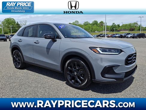 Used 2024 Honda HR-V Sport image 1