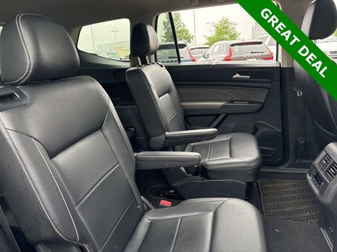 Used 2021 Volkswagen Atlas SE w/ Panoramic Sunroof Package FWD image 12