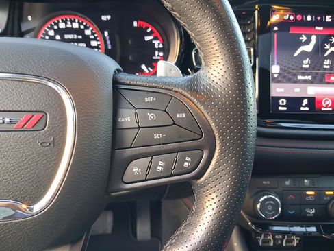 Used 2024 Dodge Durango R/T RWD image 19