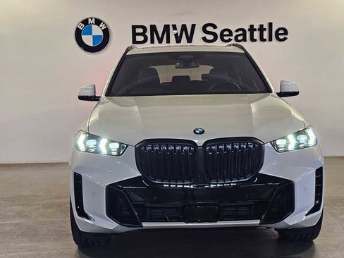 New 2026 BMW X5 xDrive40i w/ M Sport Package image 6