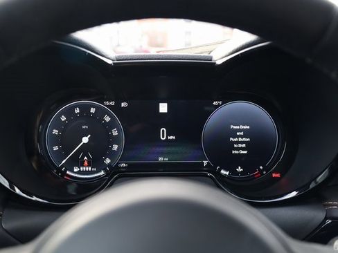 New 2025 Alfa Romeo Tonale Veloce w/ Premium Package image 17