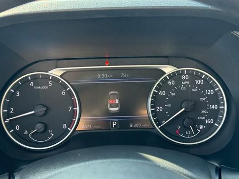 Used 2025 Nissan Sentra SV image 20