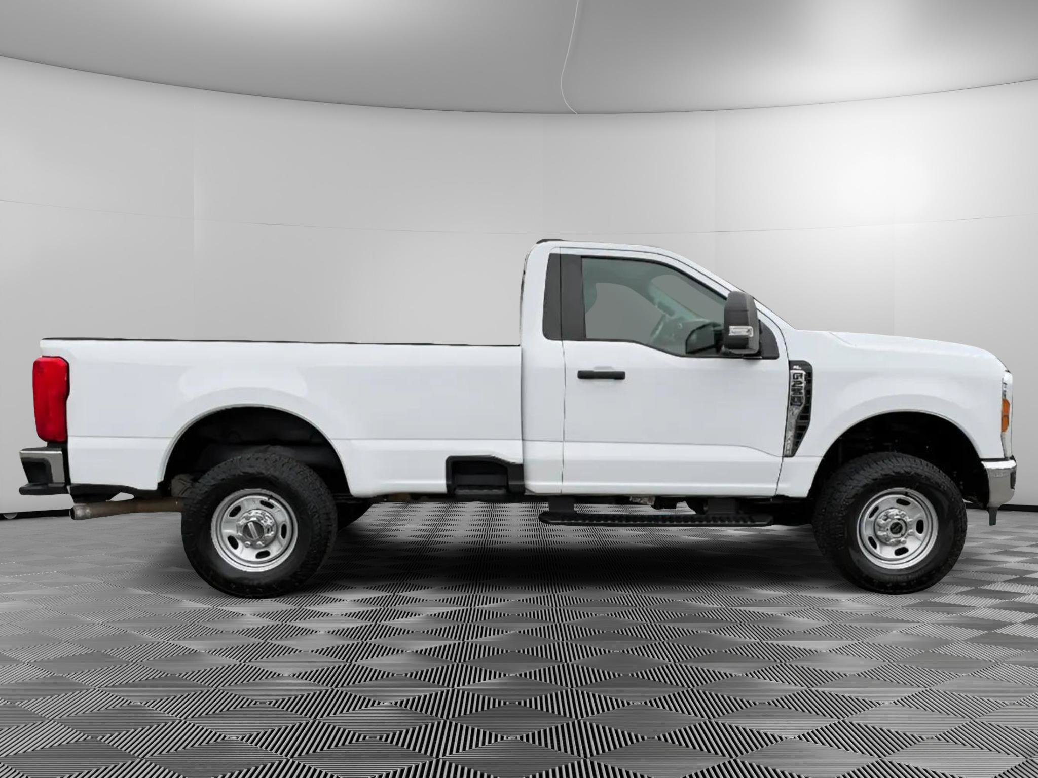 Used 2024 Ford F250 XL w/ XL Off-Road Package AWD/4WD image 6