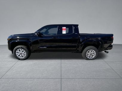 New 2025 Toyota Tacoma SR5