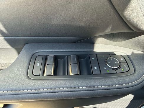 New 2026 Lexus TX 350 AWD image 18