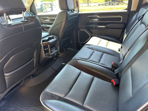 Used 2021 RAM 1500 Laramie AWD/4WD image 17