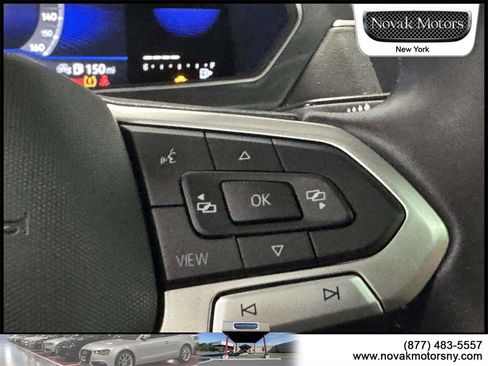 Used 2022 Volkswagen Tiguan SE image 18