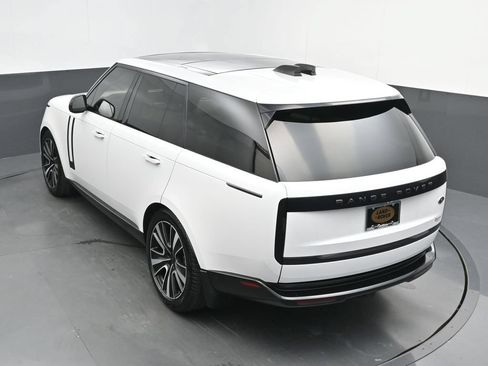 Used 2023 Land Rover Range Rover SE AWD/4WD image 34