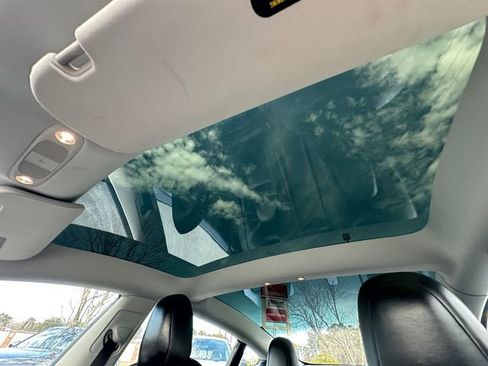 Used 2021 Tesla Model 3 Long Range image 26