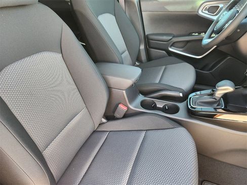 New 2025 Kia Soul S image 10