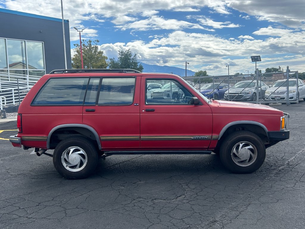 Used 1994 GMC Jimmy 4WD 4-Door image 2
