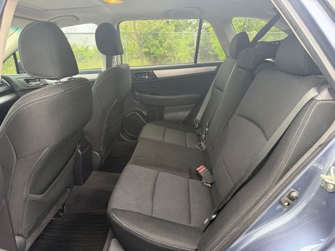 Used 2016 Subaru Outback 2.5i Premium AWD/4WD image 12