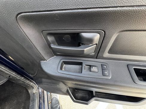 Used 2017 RAM 2500 Tradesman w/ Chrome Appearance Group image 28