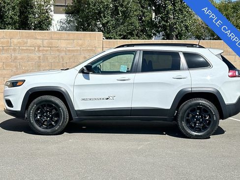 Used 2022 Jeep Cherokee Latitude AWD/4WD image 7