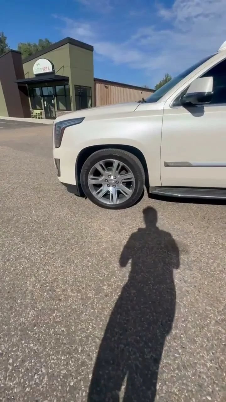 Used 2015 Cadillac Escalade ESV Luxury AWD/4WD image 58