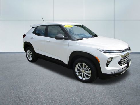 New 2026 Chevrolet TrailBlazer LS FWD image 8