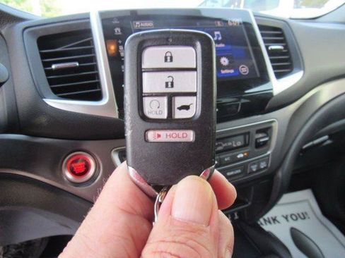 Used 2018 Honda Pilot EX image 43