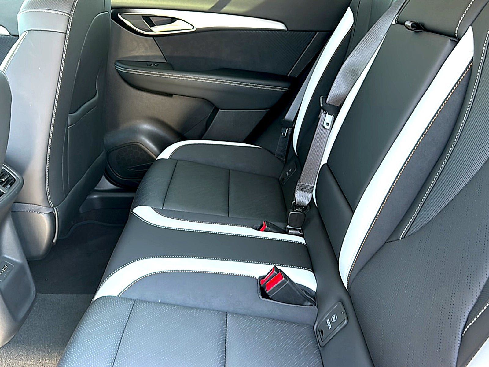 New 2026 Buick Envision Sport Touring AWD/4WD image 16