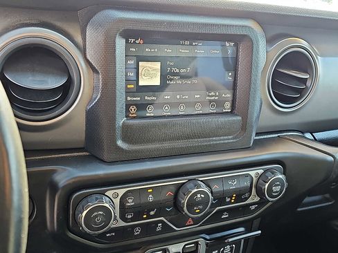 Used 2022 Jeep Wrangler Unlimited Sport image 16