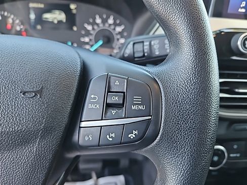 Used 2022 Ford Escape SE image 23