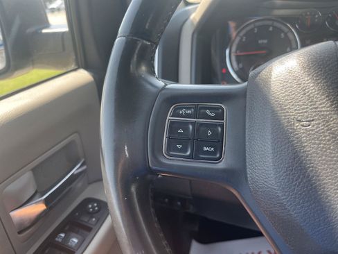 Used 2012 RAM 2500 SLT AWD/4WD image 17