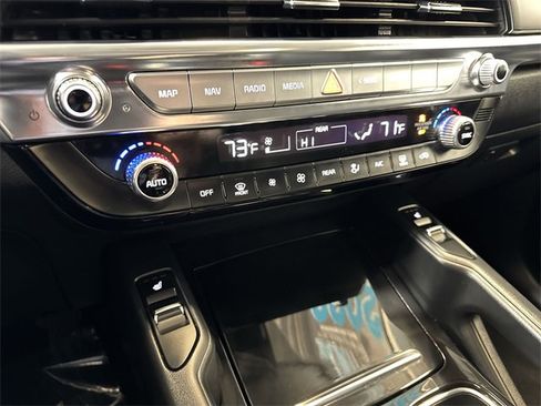 Used 2022 Kia Telluride S image 22