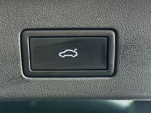 Used 2023 Volkswagen ID.4 Pro S AWD/4WD image 29