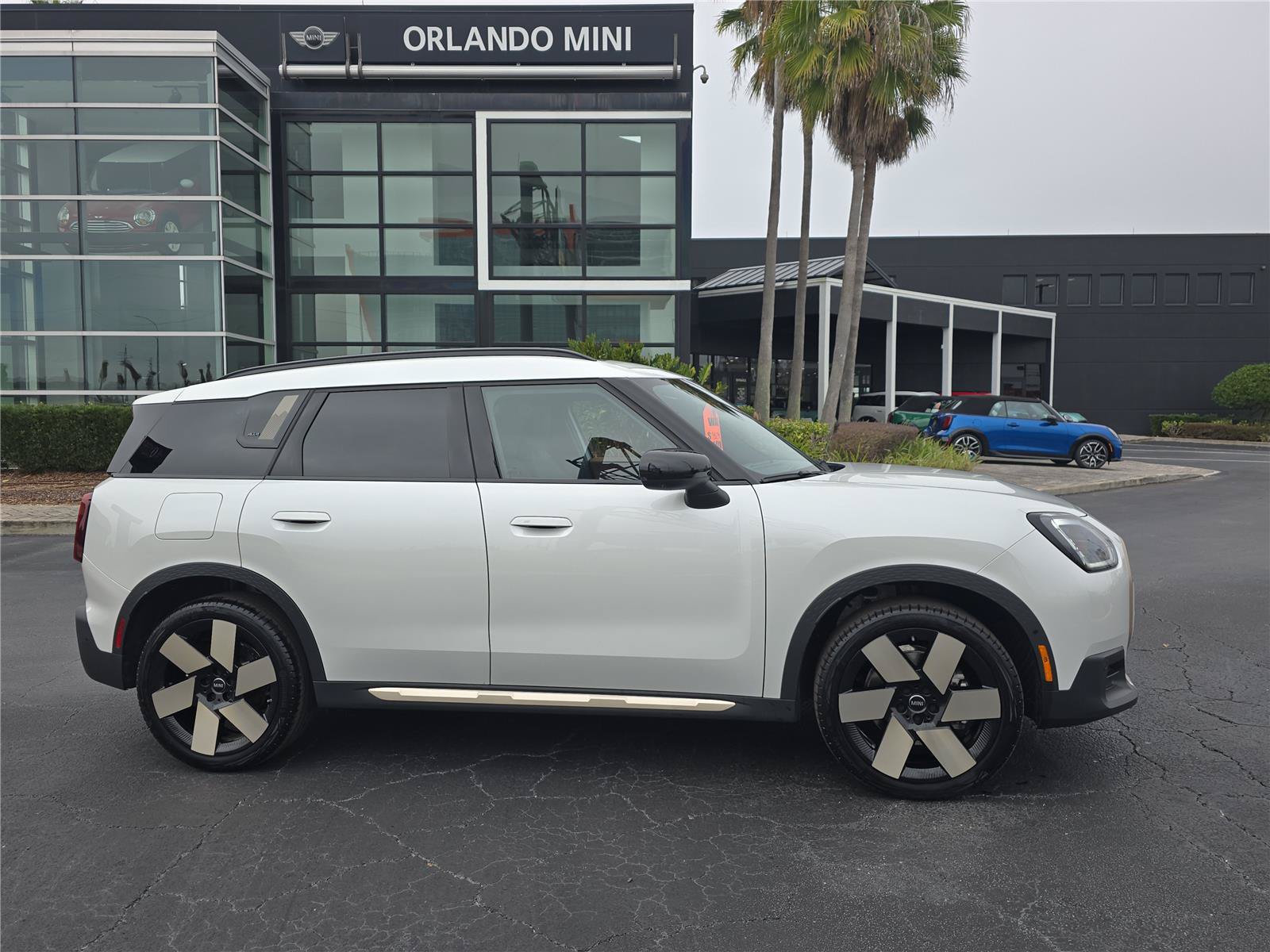 Used 2025 MINI Cooper Countryman S w/ Comfort Package Max AWD/4WD image 1