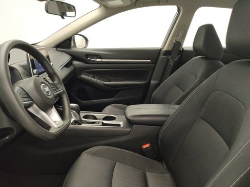 Used 2022 Nissan Altima 2.5 SV FWD image 17