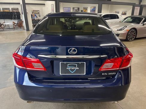 Used 2011 Lexus ES 350 FWD image 10