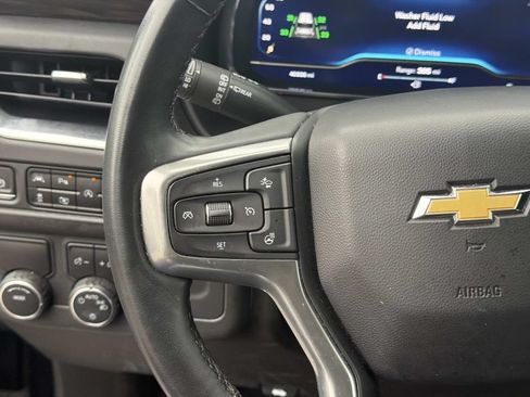 Used 2023 Chevrolet Tahoe LT w/ Luxury Package RWD image 23