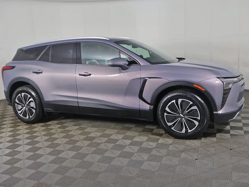 Used 2024 Chevrolet Blazer EV LT AWD/4WD image 19