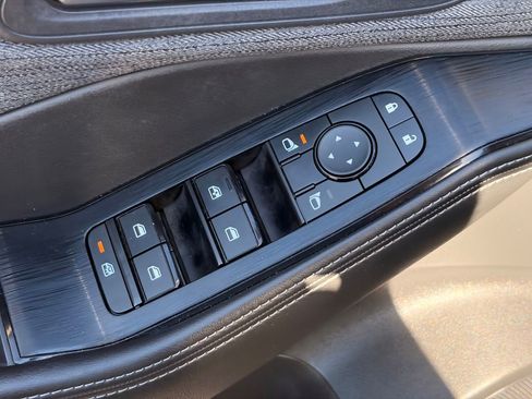 Certified 2022 Nissan Rogue SV FWD image 20
