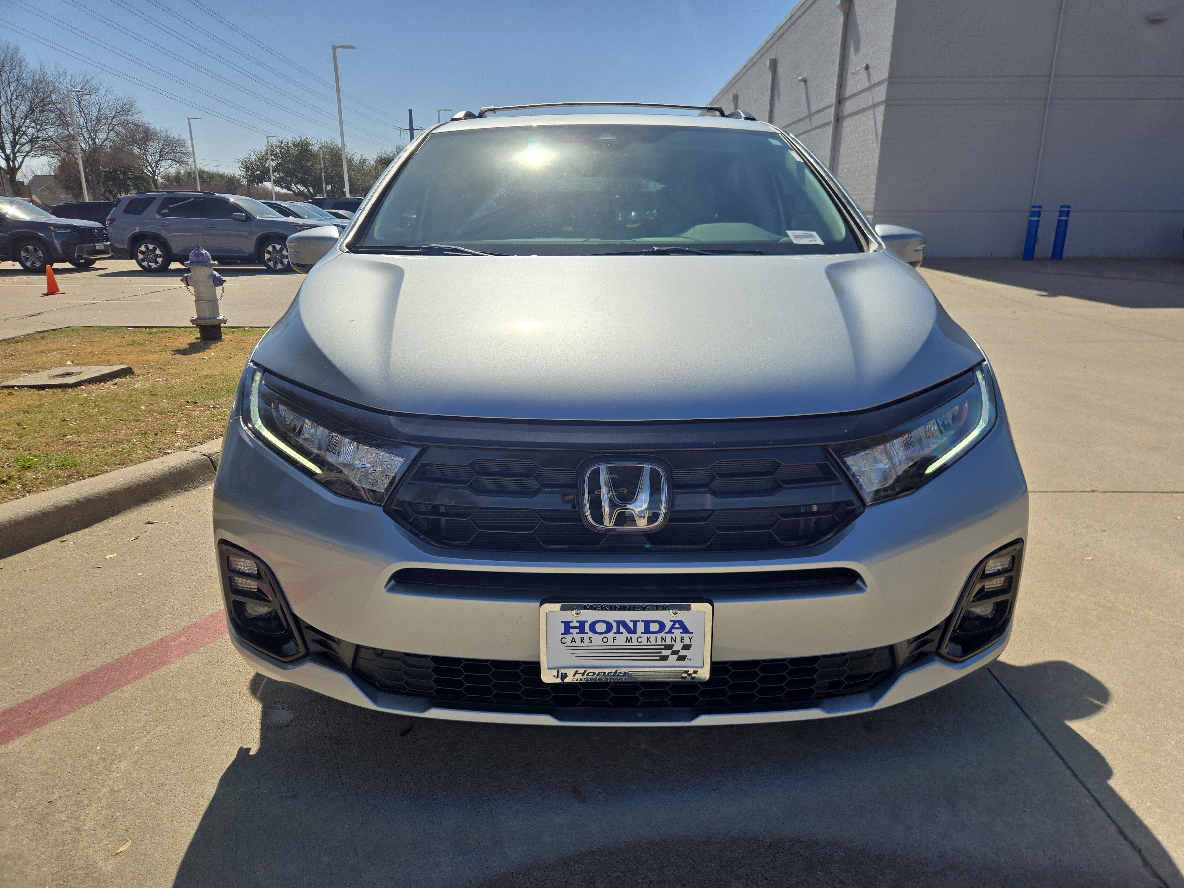 New 2027 Honda Odyssey Elite image 3