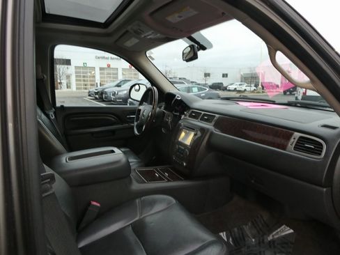 Used 2012 GMC Yukon Denali image 30