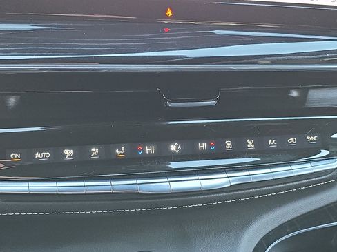 Used 2024 Cadillac Escalade Sport w/ LPO, ONYX Package image 25